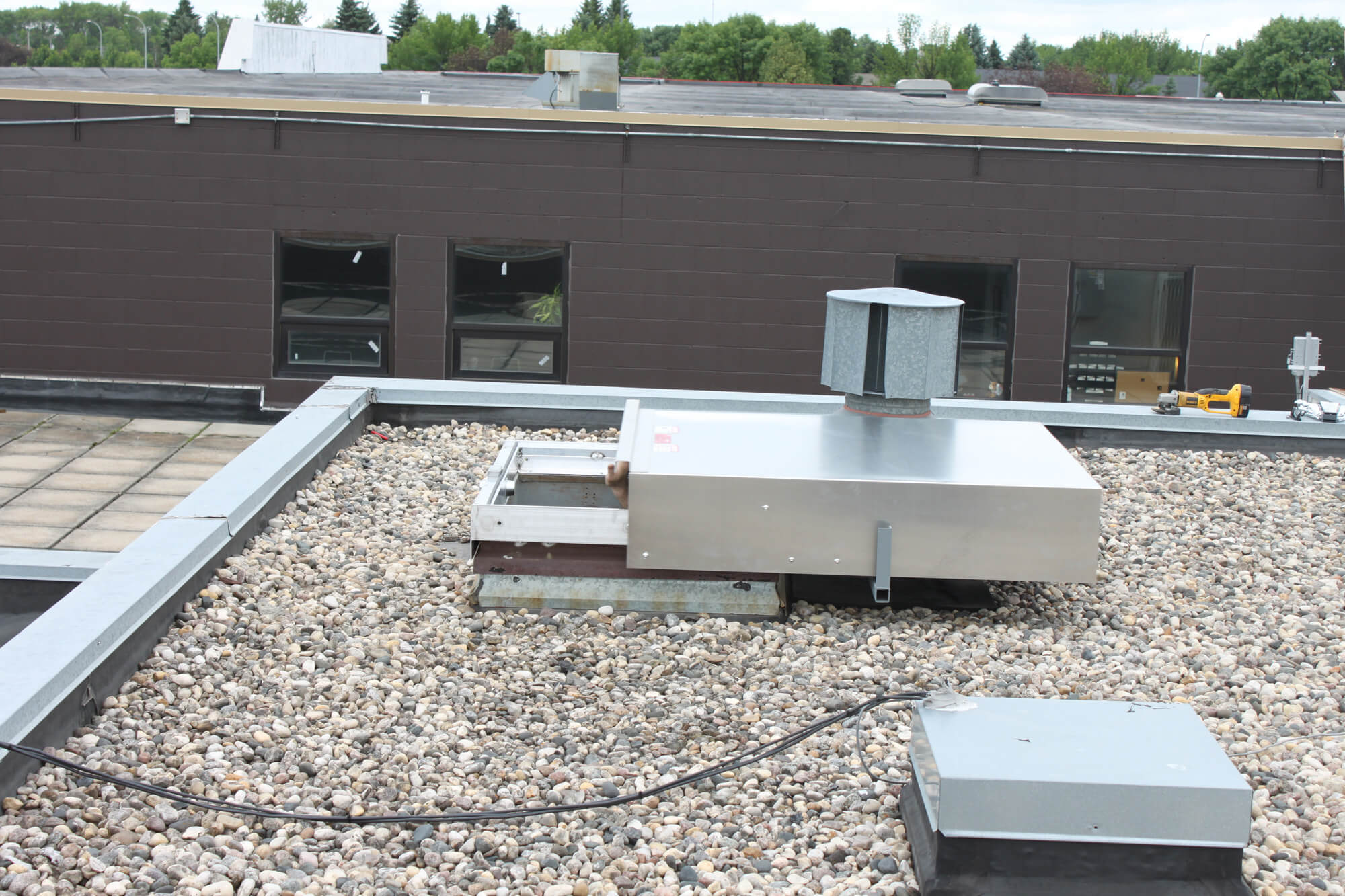 Slidewise™ Roof Hatch Aluminum PS Access Solutions™